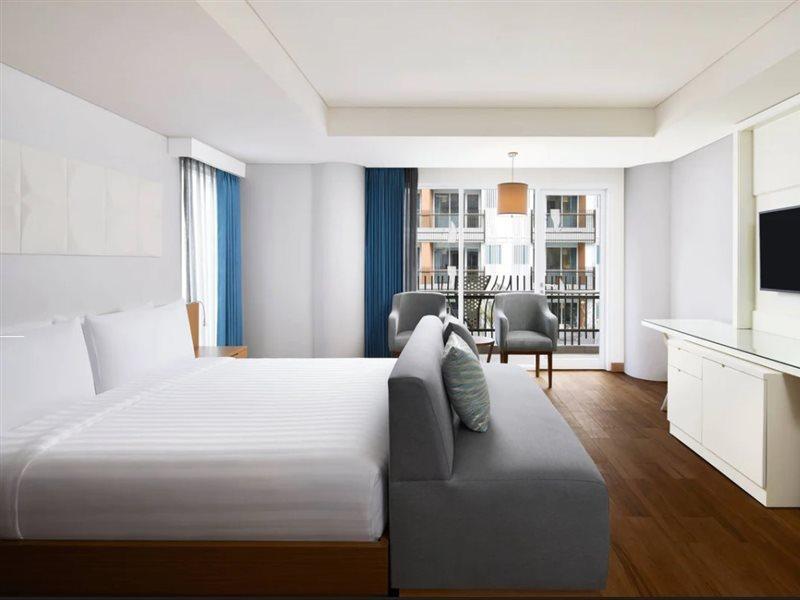 Fairfield By Marriott Bali Kuta Sunset Road